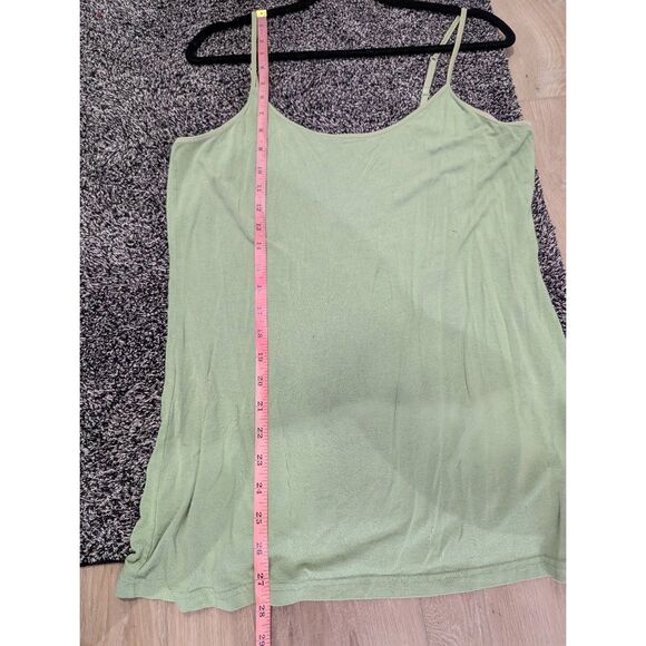 🌈5/25 Trio of Cami / Layering Tanks! - Picture 15 of 15